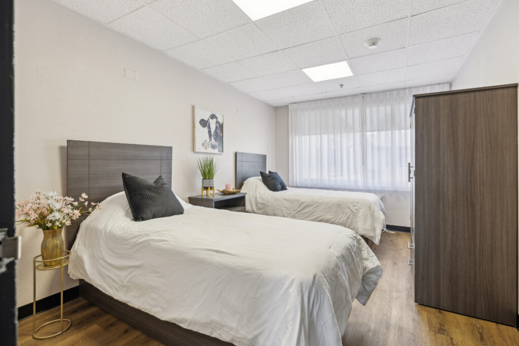 Photograph of the womens residential room where women will stay during residential treatment at apex recovery