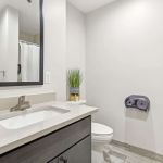 apex-recovery-center-tennessee-bathroom